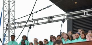 The Mayor Opens The Wharf